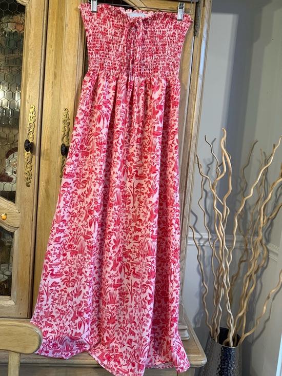 Hill House Dresses & Skirts - Hill House Pink Strapless Smocked Maxi Dress with Floral Print